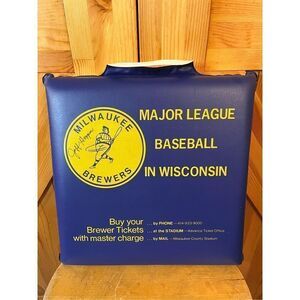 Milwaukee Brewers Vintage Stadium Cushion MLB in Wisconsin Master Charge Banks